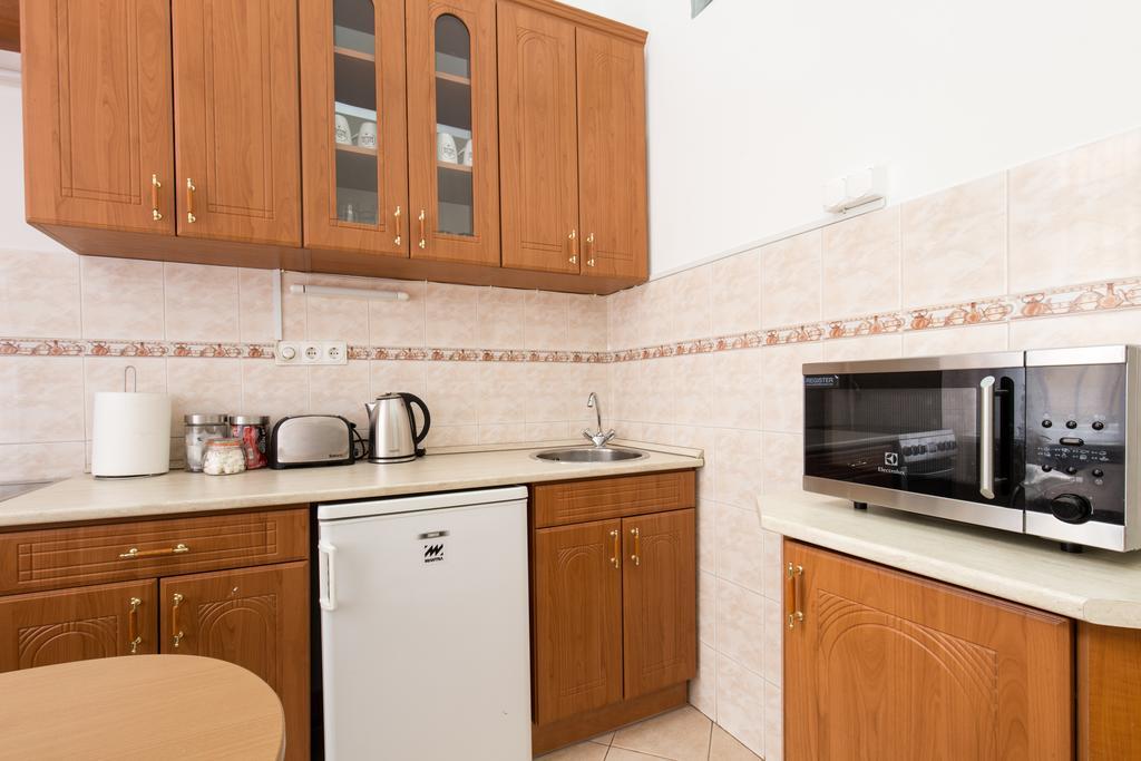 Bpm: Dob70 Classic Apartment In Downtown Budapest Værelse billede